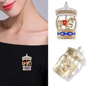 Fairy Tales Carousel Brooches For Women Enamel Horse Pin Fashion AccessoriYR